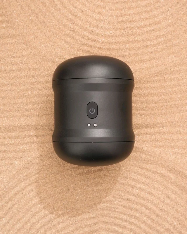 360 Vibrating Stroker : Revolutionary pleasure experience for men - TPE sleeve in ABS plastic casing, Men, Black