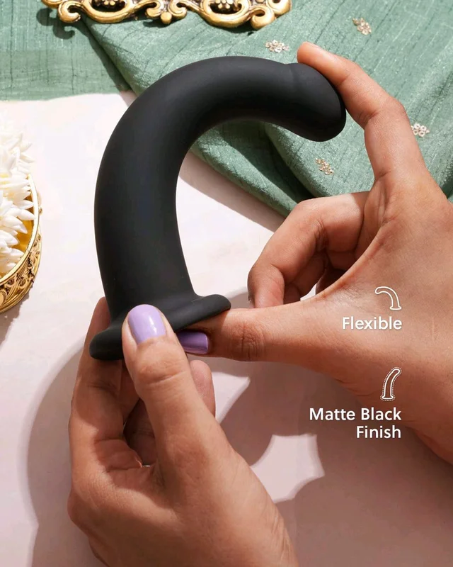 Dildo - Versatile and body safe - Women, Black, 5.5 Inch
