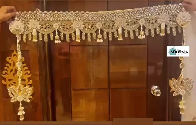 Mirror Stone Bandarwar with Lotus Side Hangings