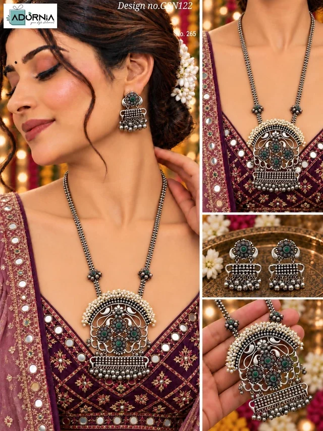 Green Floral Pendant Necklace and Earrings Set
