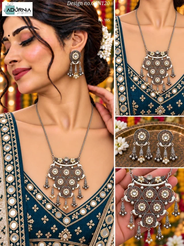Silver-Tone Floral Cluster Pendant Necklace and Earrings Set