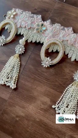 Subtle Pink Floral Pearl Tassel Toran