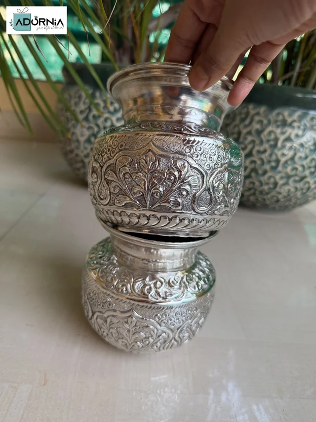 Beautiful Kalash With Supreme Carving