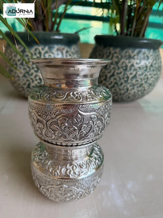Beautiful Kalash With Supreme Carving