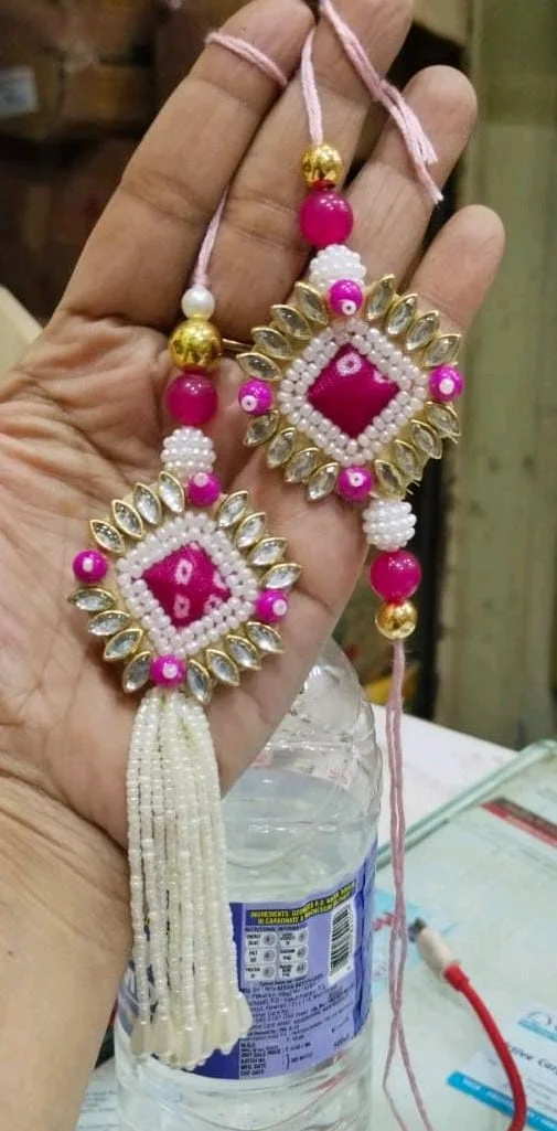 Traditional Bandhini Based Rakhi Set