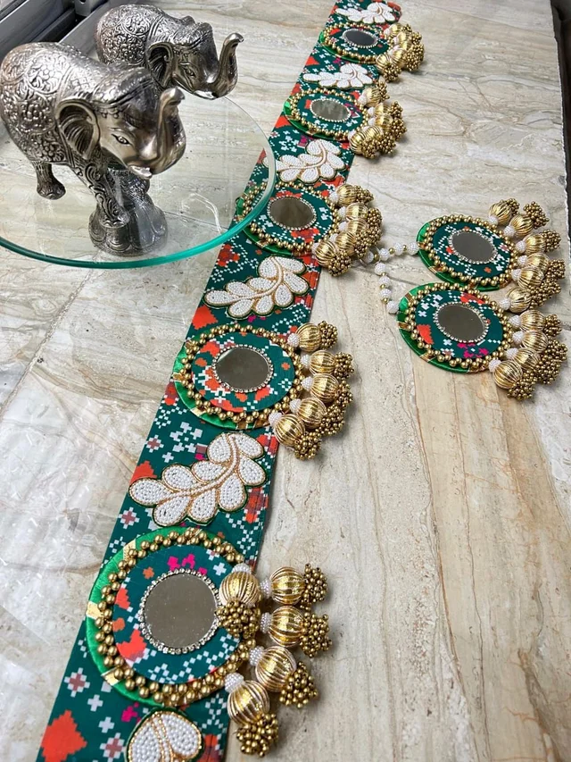 Patola Bandanwar And Hanging Set