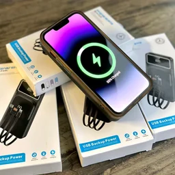 10000mah Powerbank 4-In-1 Universal Charger