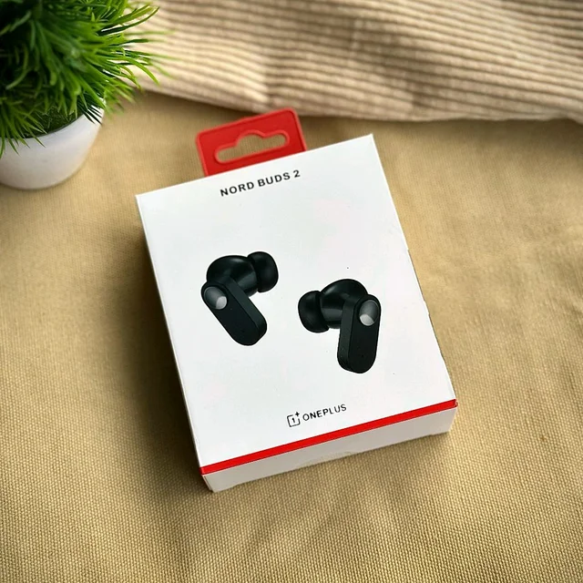 Bluetooth Truly Wireless In Ear Earbuds With Mic