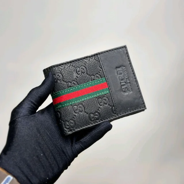 Classic Men's Leather Wallet, Premium Quality with Brand Box  Packing, Perfect For Gifting