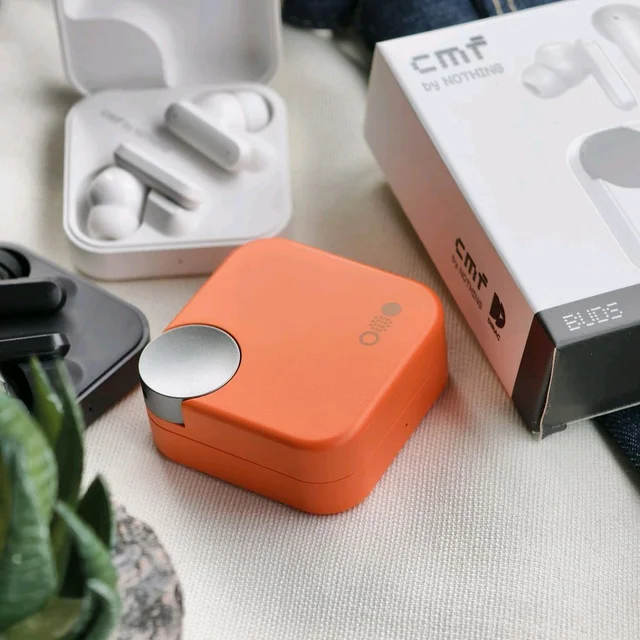 New Wireless Earphone With Call Time Upto 5 Hour | High Sound Quality And Mic Quality - Orange