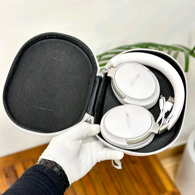 Quietcomfort Ort Ultra High Quality Headphone With Original Box Packaging, Carry Pouch Bag, High End 1:1 Imported Quality - White