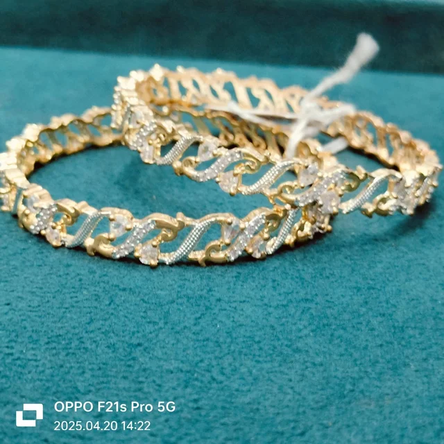 AD BANGLES (21)
