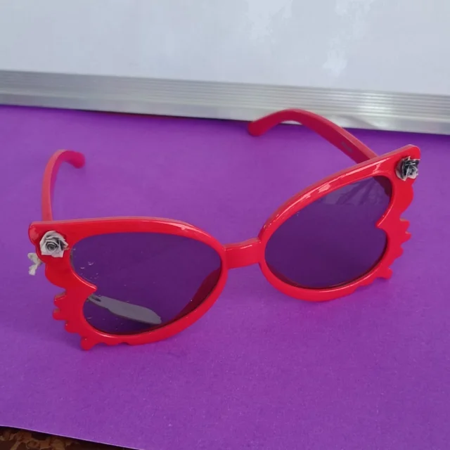 SUNGLASSES 88