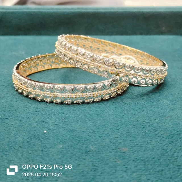 AD BANGLES (25)