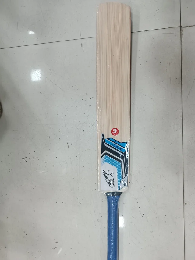 CRICKET DECO STAR NO. 6