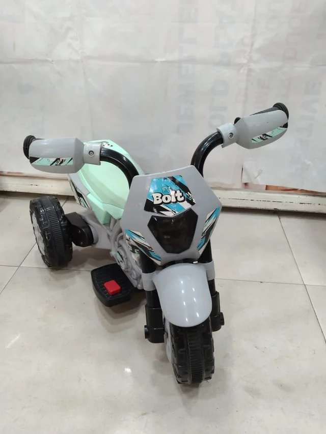 ELECTRIC SCOOTY 6