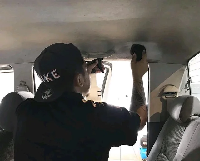 Deep Cleaning Car Wash ( 4-5 Seater )