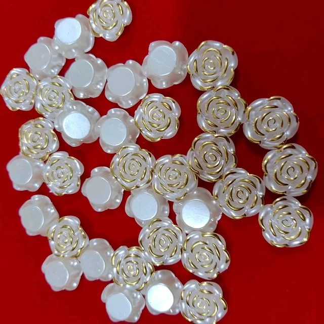 Brooch Rose with Gold Outline -White Color (10 Grams)