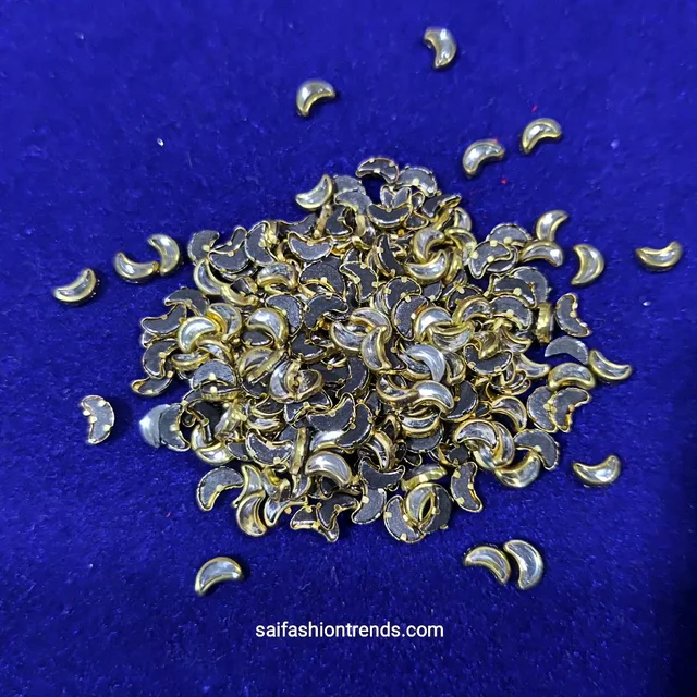 4x6 Moon Shape Kundan -Gold Frame White Stone (20 Grams)