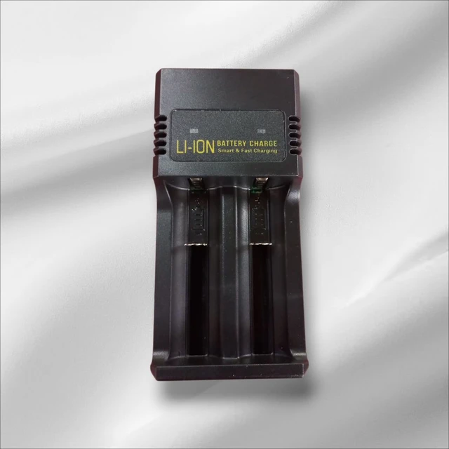 3.7V Lithium Battery Charger