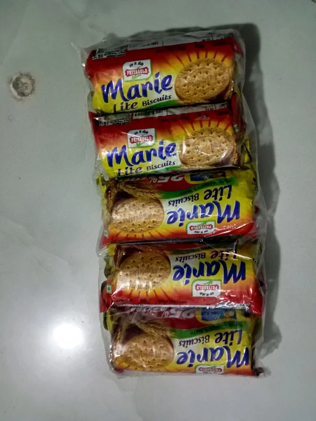Marrie Lite Biscuit Rs 10