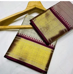 Thesikuway Traditional Paithani Silk Saree, Cream and Maroon with Gold Border, Checkered Pattern - Free Size, Old Gold