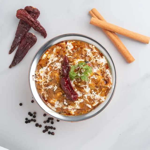 Handi Chicken Do Pyaza