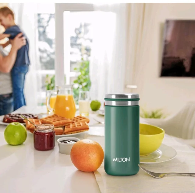 Milton Shiny 200 Thermosteel Water Bottle 200 ml, 24 Hr Hot and Cold I Leak Proof Lid, ISI Certified I Vacuum Insulated - Green