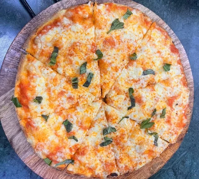 Margartia Pizza