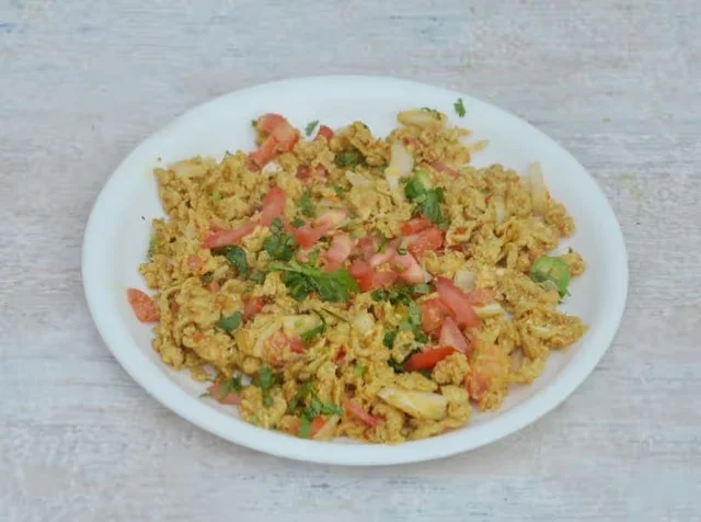 Egg Burji    {Hotel Ruttba}