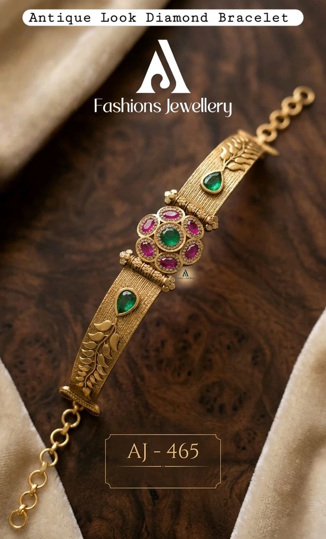 ANTIQUE DIAMOND STONE BRACELET