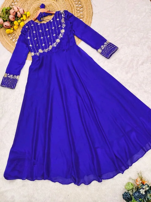 Blue Embroidery Sequin Gown
- Blue, M