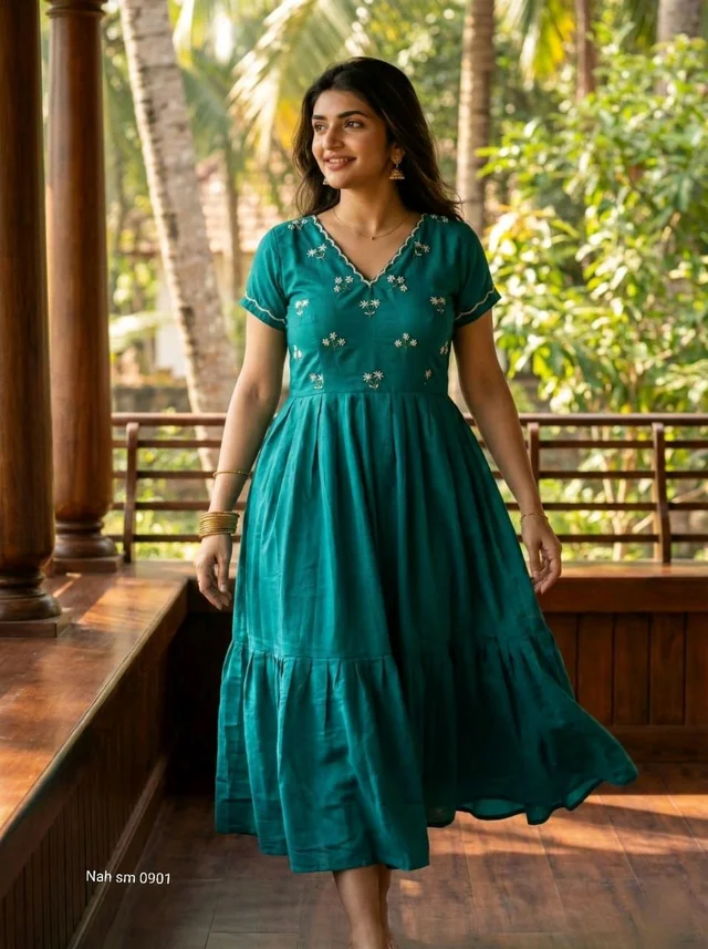 Designer Gown - S, mint green