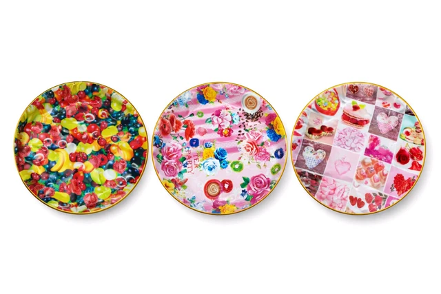 Printed Round Plastic Serving Tray with Golden Rim