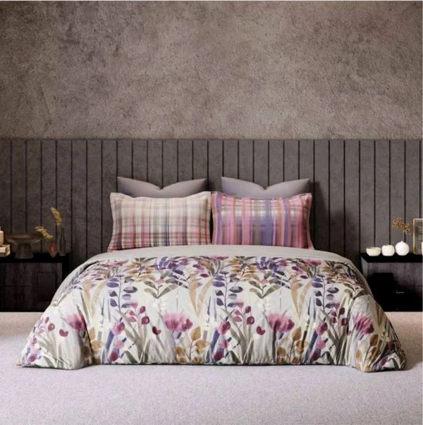 Ddecor 100% Cotton Premium King Size Bedsheet With 4 Pillow covers In Ahmedabad gujarat India