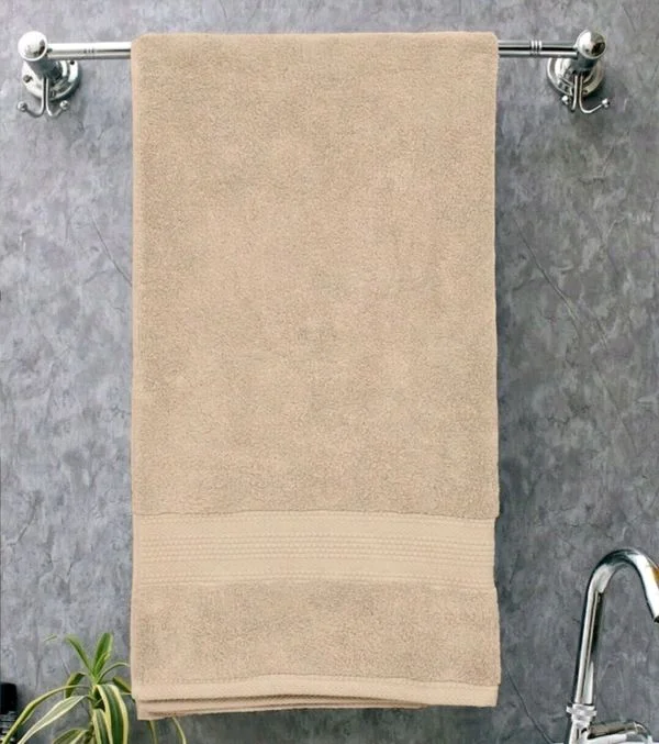 Bombay Dyeing 100% Cotton Tulip Pool Towel Size 90 X 180 Cm In Ahmedabad Gujarat India