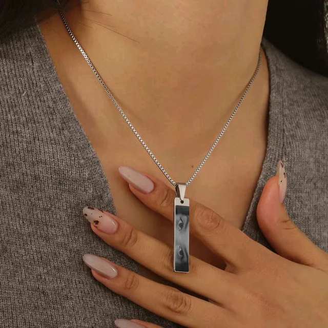 Customised eye pendent 
