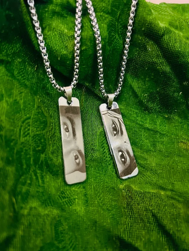 AMBARA PRINT Customised eye pendent - Silver, 50 Gram