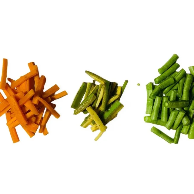 Payar kaya carrot mezhukkupurati cut 250gm (VegCuts)