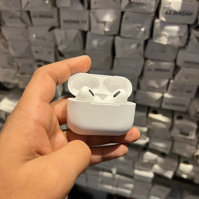 Airpods Pro 2 Best Premium Quality ( Usb-c) Charging