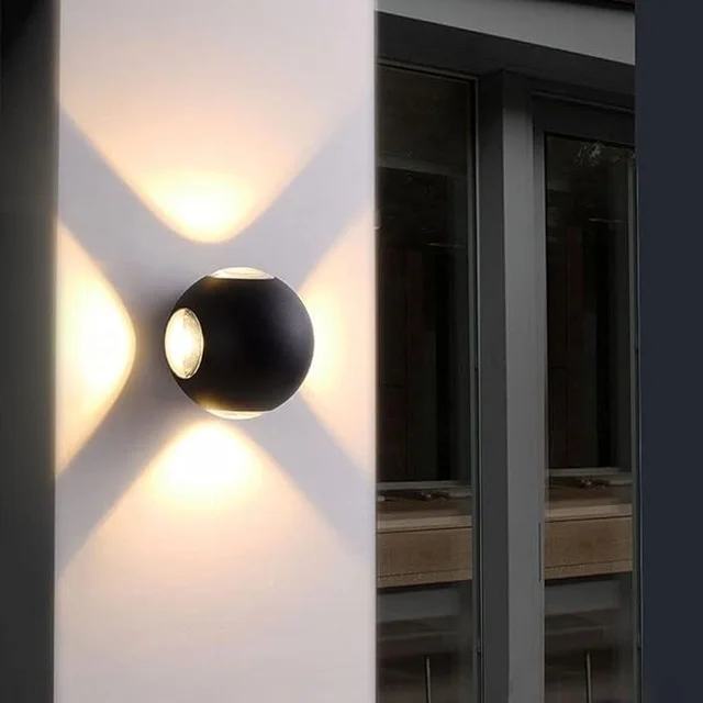 4 Way X 3Watts LED Outdoor Light Round Volvo 401/4