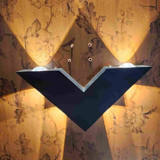 6 Way X 3 Watts V Shaped LED Outdoor Light Volvo 606
