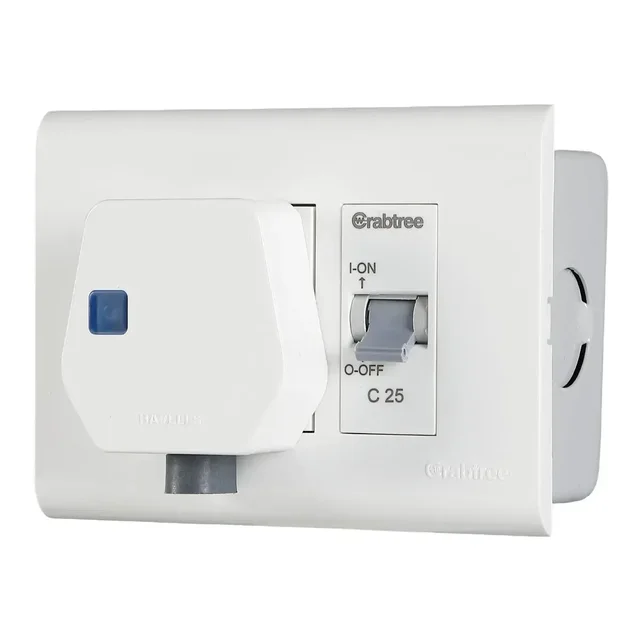 Havells 3 Module Combined Box with Single Pole MCB & 6A/16A Heavy Duty Socket | ACVCKSW031