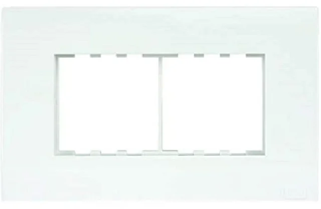 Anchor by Panasonic Roma Plus 4 Module Plate - White - 288204