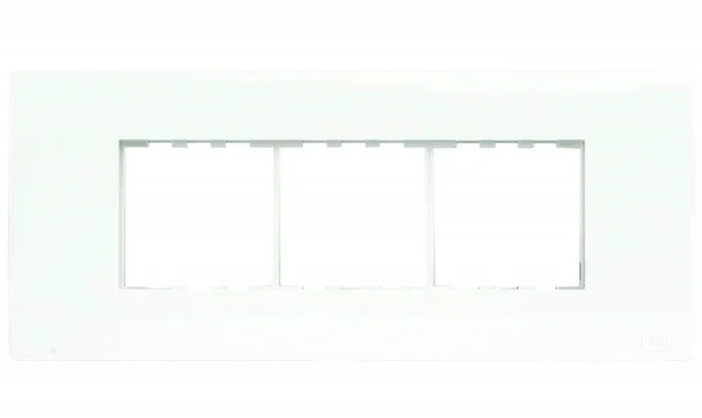Anchor by Panasonic Roma Plus 6 Module Plate - White - 288206