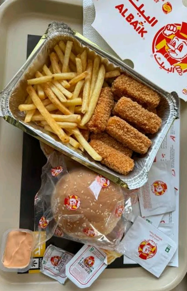 Al Baik Fish Nuggets 10ps Meal Box
