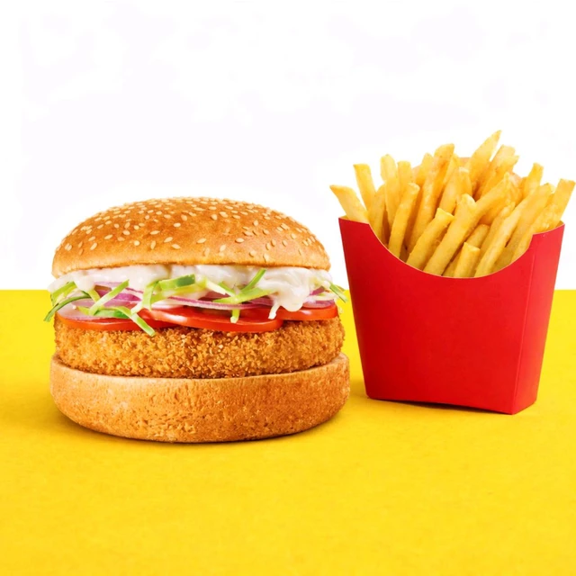Crispy Burger With French Fry 
