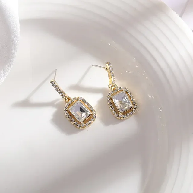Dipti Gemstone earrings - free size