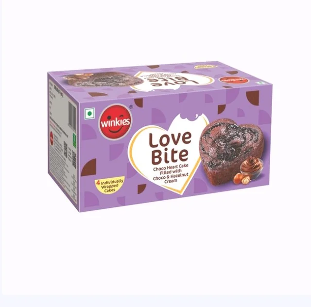 Winkies Love Bite Chocolate & Hazelnut Heart Filled Cake - 200 g