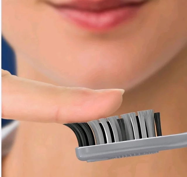Oral-B Cavity Defense Toothbrush Set (with Charcoal Extract) - 4 pcs